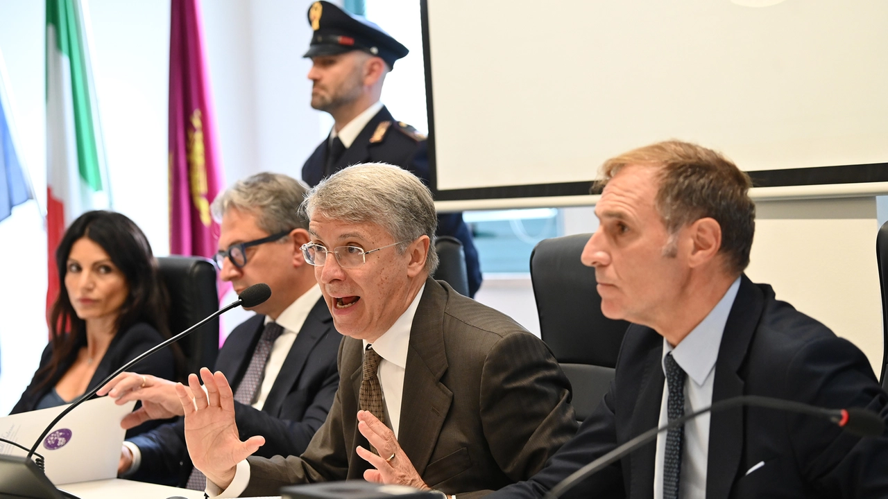 "Non c'è nessun allarme Fentanyl". La conferenza stampa del procuratore di Perugia, Raffaele Cantone (Foto Crocchioni)