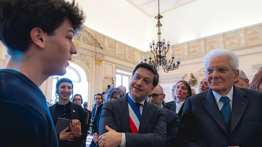 Il Capo dello Stato ha ricevuto l’onorificenza accademica di dottore «honoris causa» dall’Università di Aix-Marseille, qui nella foto insieme a Ilan Alhaj