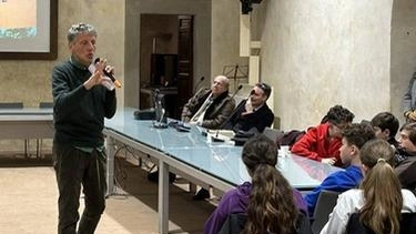 Spuntano e crescono "Germogli di legalità" grazie alle nuove generazioni. L’amministrazione comunale terranuovese ha promosso un laboratorio che dal 26... Spuntano e crescono "Germogli di legalità" grazie alle nuove generazioni. L’amministrazione comunale terranuovese ha promosso un laboratorio che dal 26...