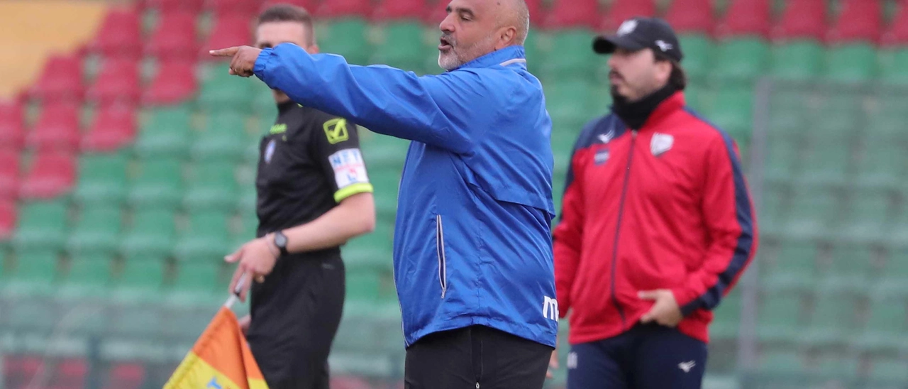 Entella-Ternana 0-0, Fere con lo sguardo ai play off