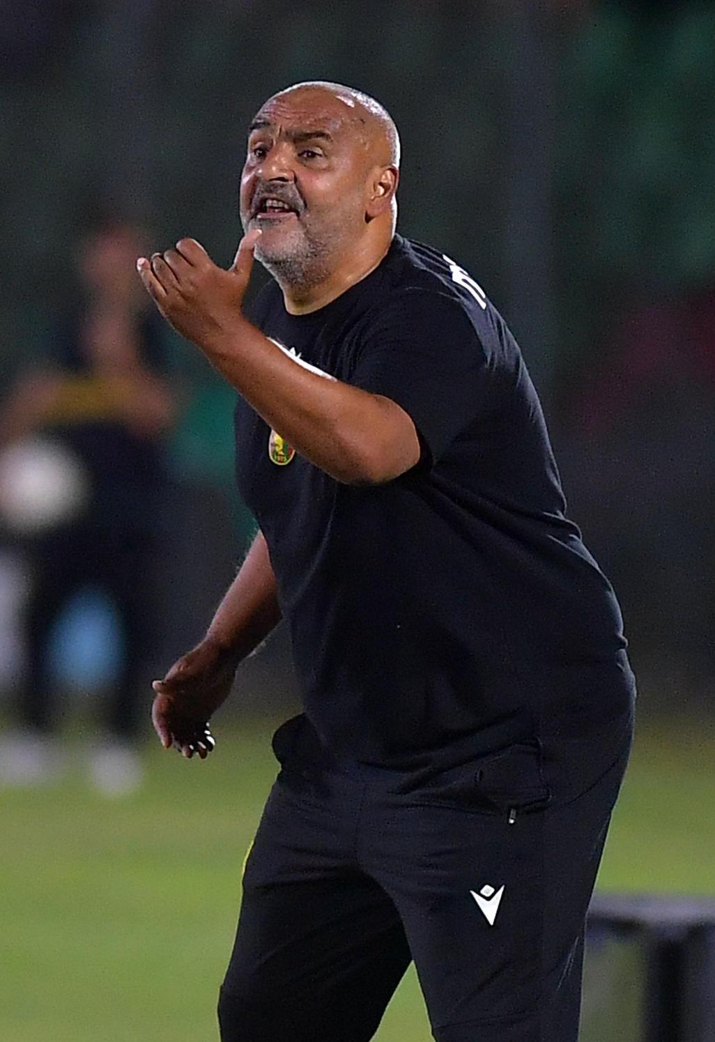 fere sfuma il sogno serie b liverani riflette sul futuro dopo la sconfitta ai playoff