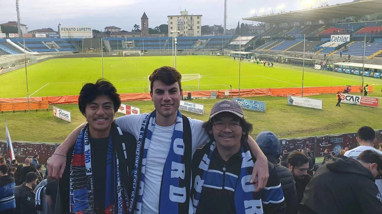 Aidan Cheung e Giovanni Collosi, con un amico, alla Cetilar Arena Aidan Cheung e Giovanni Collosi, con un amico, alla Cetilar Arena