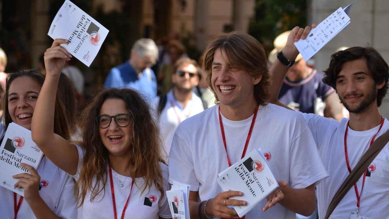La lectio magistralis della docente Luigina Mortari apri oggi alle 17.15 in piazza Matteotti la XXI edizione dell’attesa kermesse culturale La lectio magistralis della docente Luigina Mortari apri oggi alle 17.15 in piazza Matteotti la XXI edizione dell’attesa kermesse culturale