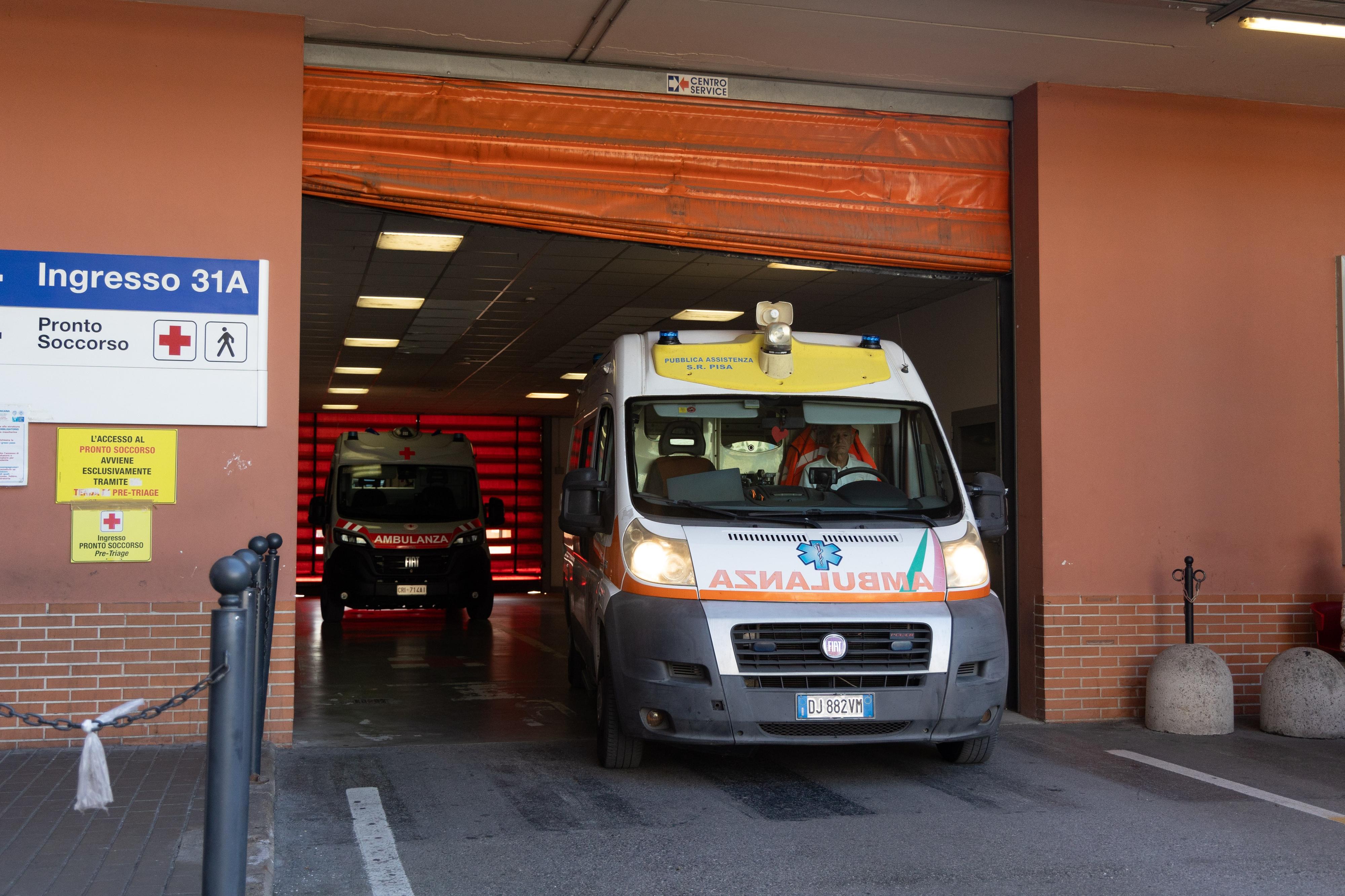 Colpi di calore e malori, impennata di accessi al pronto soccorso Aoup