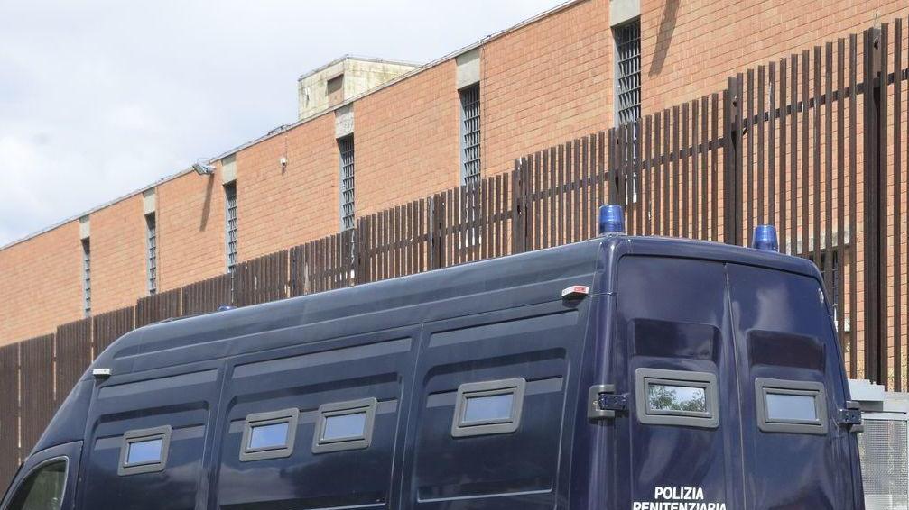 Rissa e tentato suicidio: "Dogaia come un inferno" Rissa e tentato suicidio: "Dogaia come un inferno"