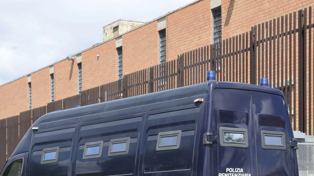 Rissa e tentato suicidio: "Dogaia come un inferno"