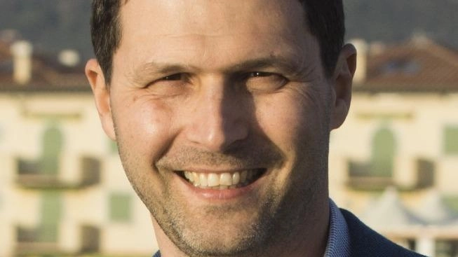 Bandiera bianca dopo tre mandati e un incarico da vice presidente della Provincia. "Motivi di natura personale" Bandiera bianca dopo tre mandati e un incarico da vice presidente della Provincia. "Motivi di natura personale"