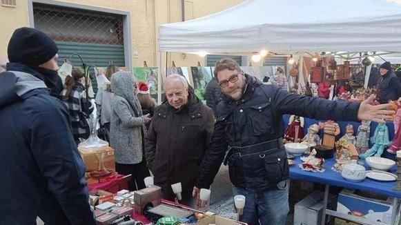 Domenica a Borgo a Buggiano nuova edizione del mercatino dal gusto vintage ’Curiosando e riciclando’ Domenica a Borgo a Buggiano nuova edizione del mercatino dal gusto vintage ’Curiosando e riciclando’