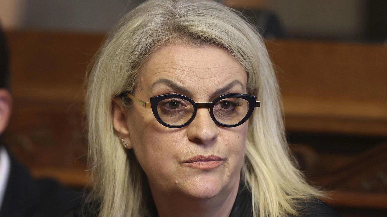 La presidente della Commissione Servizi Sanitari e Sociali, Francesca Cesareo, ha presentato un emendamento alla norme della Consulta anziani La presidente della Commissione Servizi Sanitari e Sociali, Francesca Cesareo, ha presentato un emendamento alla norme della Consulta anziani