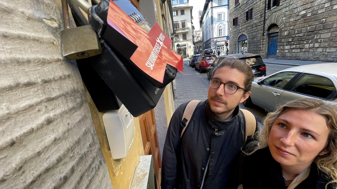Dopo il Cosp arriva un’ulteriore accelerata alla stretta di Palazzo Vecchio. Gli attivisti di Salviamo Firenze: "Adesso basta ritardi per le rimozioni".