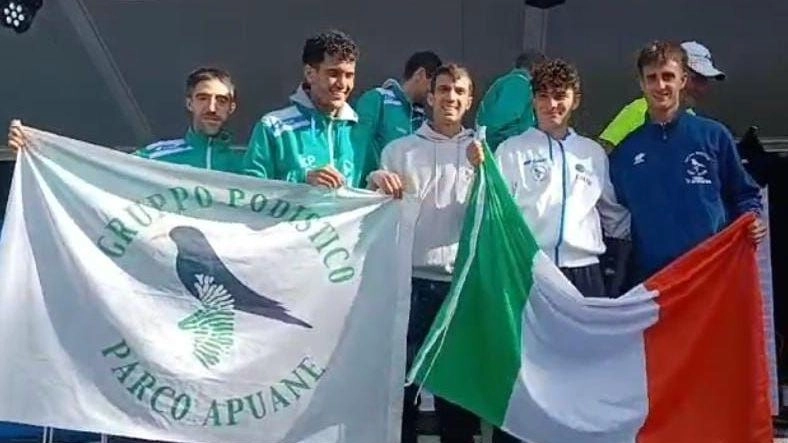 Storico podio nazionale per il Gp. Parco Alpi Apuane nella quarta e ultima prova del Campionato nazionale di società Storico podio nazionale per il Gp. Parco Alpi Apuane nella quarta e ultima prova del Campionato nazionale di società