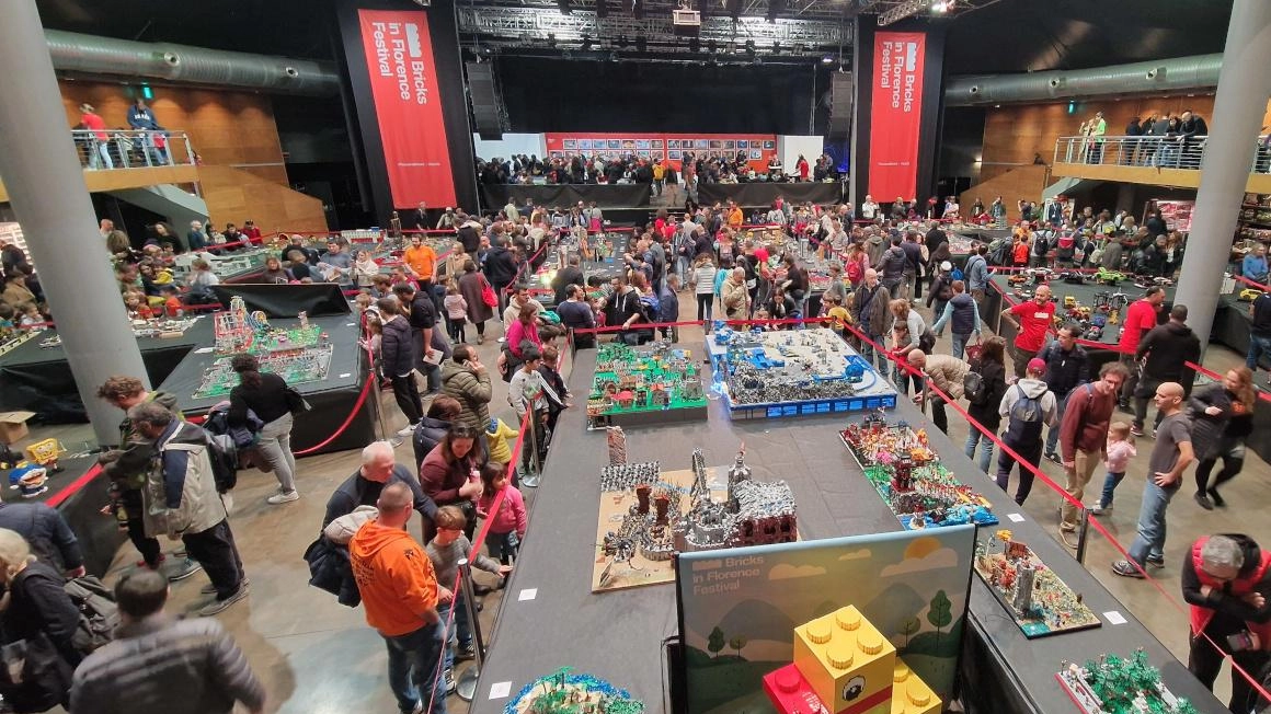 Al Teatro Cartiere Carrara un weekend nel segno del gioco e del mattoncino colorato Al Teatro Cartiere Carrara un weekend nel segno del gioco e del mattoncino colorato