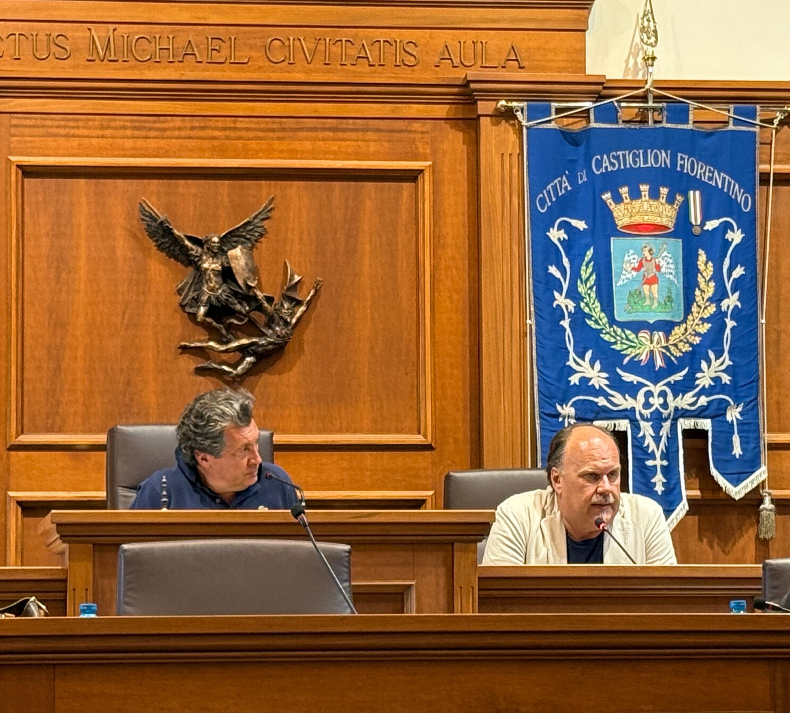 casa della salute il direttore della zona distretto valdichiana roberto francini relazioni in consiglio comunale