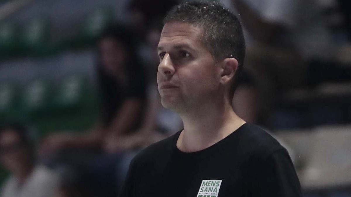 Esordio emozionante per la Mens Sana contro Arezzo in Serie B Interregionale. Preoccupazioni per infortuni ma entusiasmo per il sostegno dei tifosi. Anche la Under17 pronta per il debutto. Esordio emozionante per la Mens Sana contro Arezzo in Serie B Interregionale. Preoccupazioni per infortuni ma entusiasmo per il sostegno dei tifosi. Anche la Under17 pronta per il debutto.