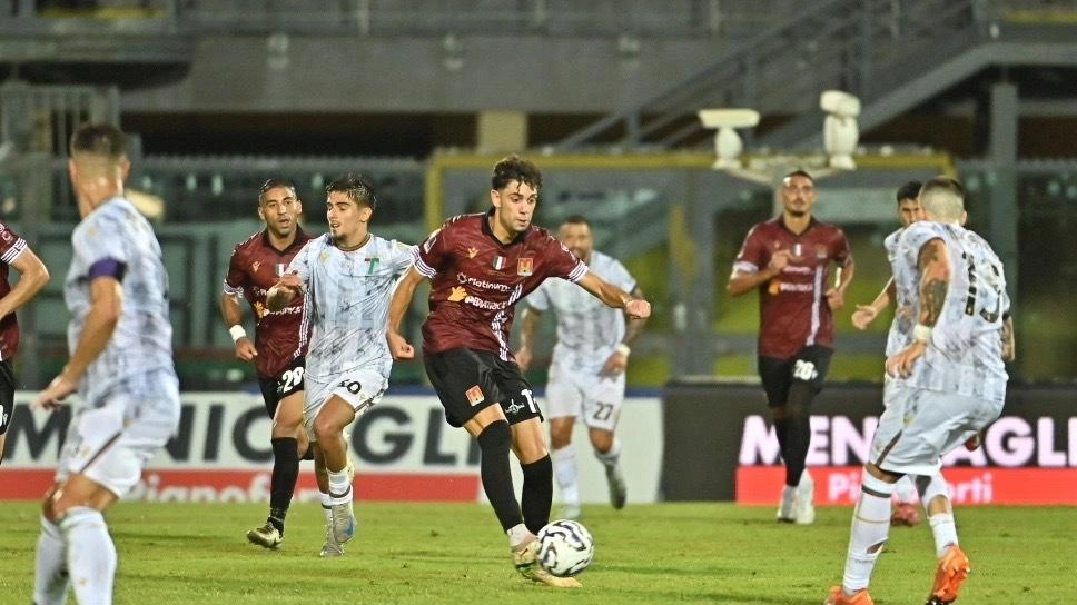 I rossoverdi ci provano nel primo tempo. Ripresa frammentata e in affanno I rossoverdi ci provano nel primo tempo. Ripresa frammentata e in affanno