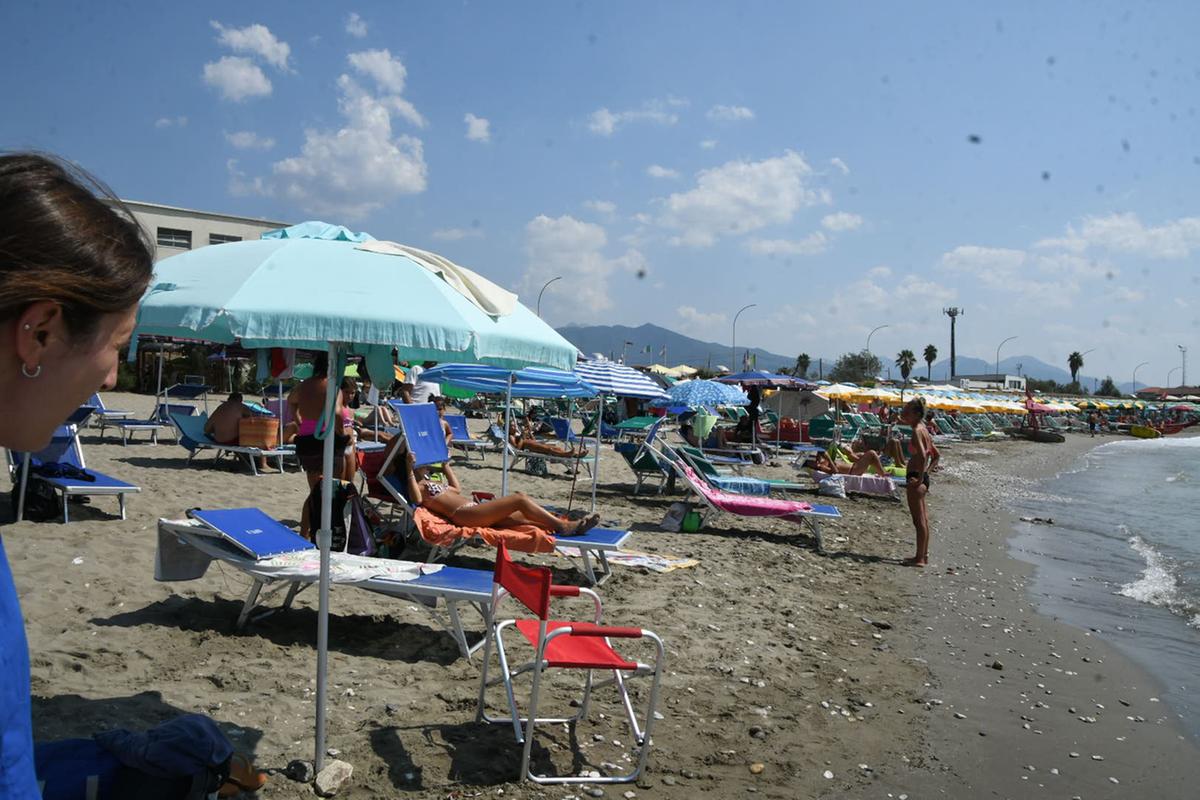 Massa Carrara, il turismo alla prova. “Batosta ceto medio, ci sono più stranieri. Ma mancano servizi” Massa Carrara, il turismo alla prova. “Batosta ceto medio, ci sono più stranieri. Ma mancano servizi”