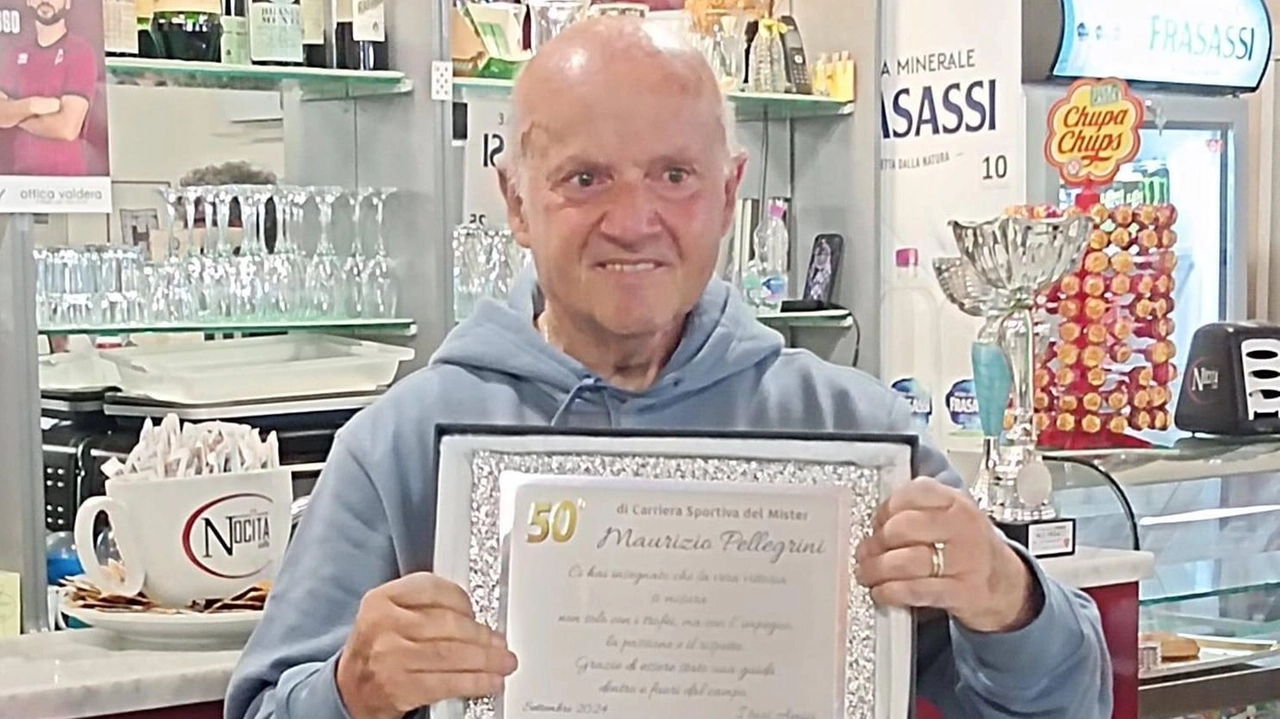 Maurizio Pellegrini premiato per i suoi 50 anni di carriera Maurizio Pellegrini premiato per i suoi 50 anni di carriera