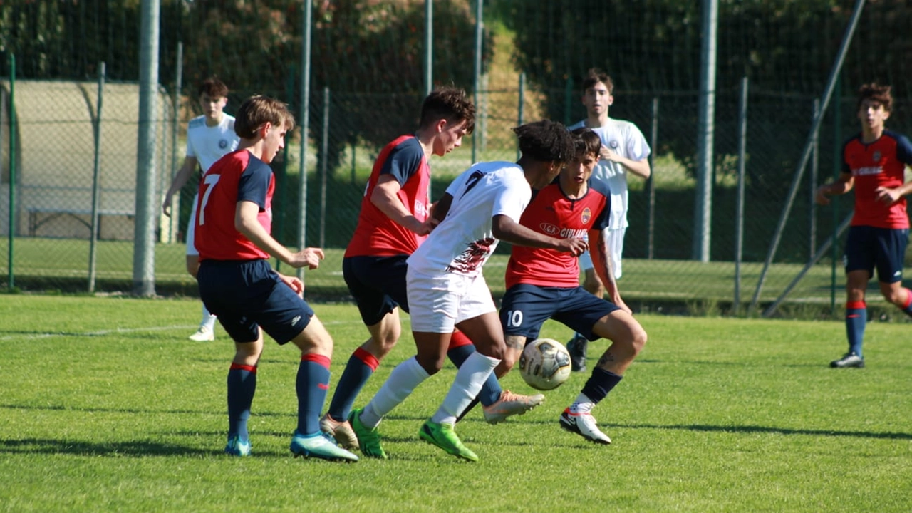 San Giuliano sale con i Giovanissimi ma scende con gli Allievi San Giuliano sale con i Giovanissimi ma scende con gli Allievi