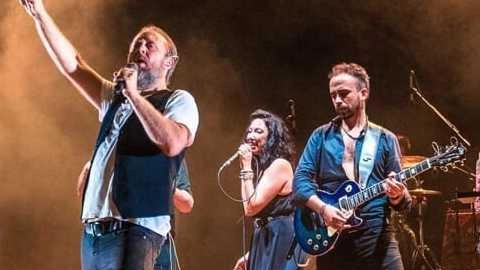 Canto Libero è un ensemble rodato di artisti che dal 2015 interpreta l’anima rock e blues della musica di Lucio Battisti, impreziosita dai testi di Mogol, al secolo Giulio Rapetti: un grande spettacolo che onora il periodo d’oro della storica accoppiata Canto Libero è un ensemble rodato di artisti che dal 2015 interpreta l’anima rock e blues della musica di Lucio Battisti, impreziosita dai testi di Mogol, al secolo Giulio Rapetti: un grande spettacolo che onora il periodo d’oro della storica accoppiata