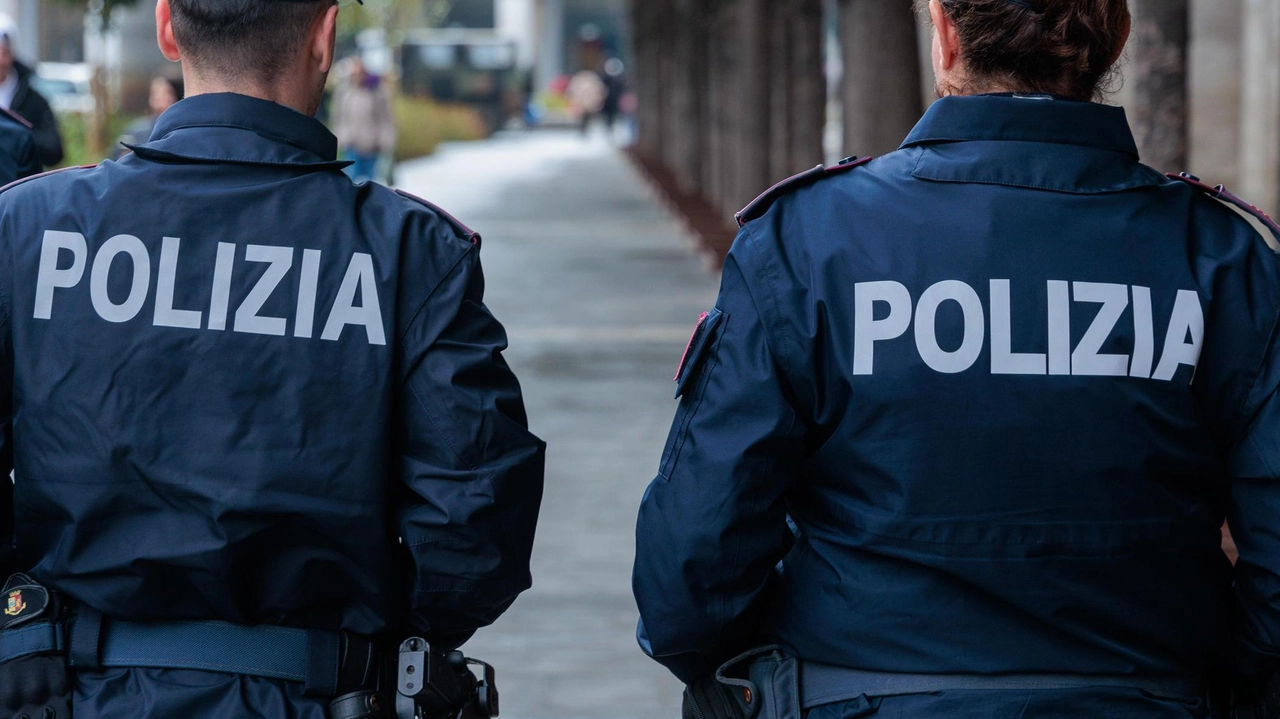 Nel tentativo di borseggio è intervenuta la Polizia che ha identificato e arrestato una donna bulgara (foto d’archivio Nel tentativo di borseggio è intervenuta la Polizia che ha identificato e arrestato una donna bulgara (foto d’archivio