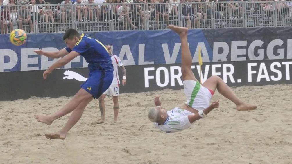 Gli azzurri volano in finale degli Europei dopo aver sconfitto in semifinale 4-1 l’Ucraina al beach stadium Matteo Valenti