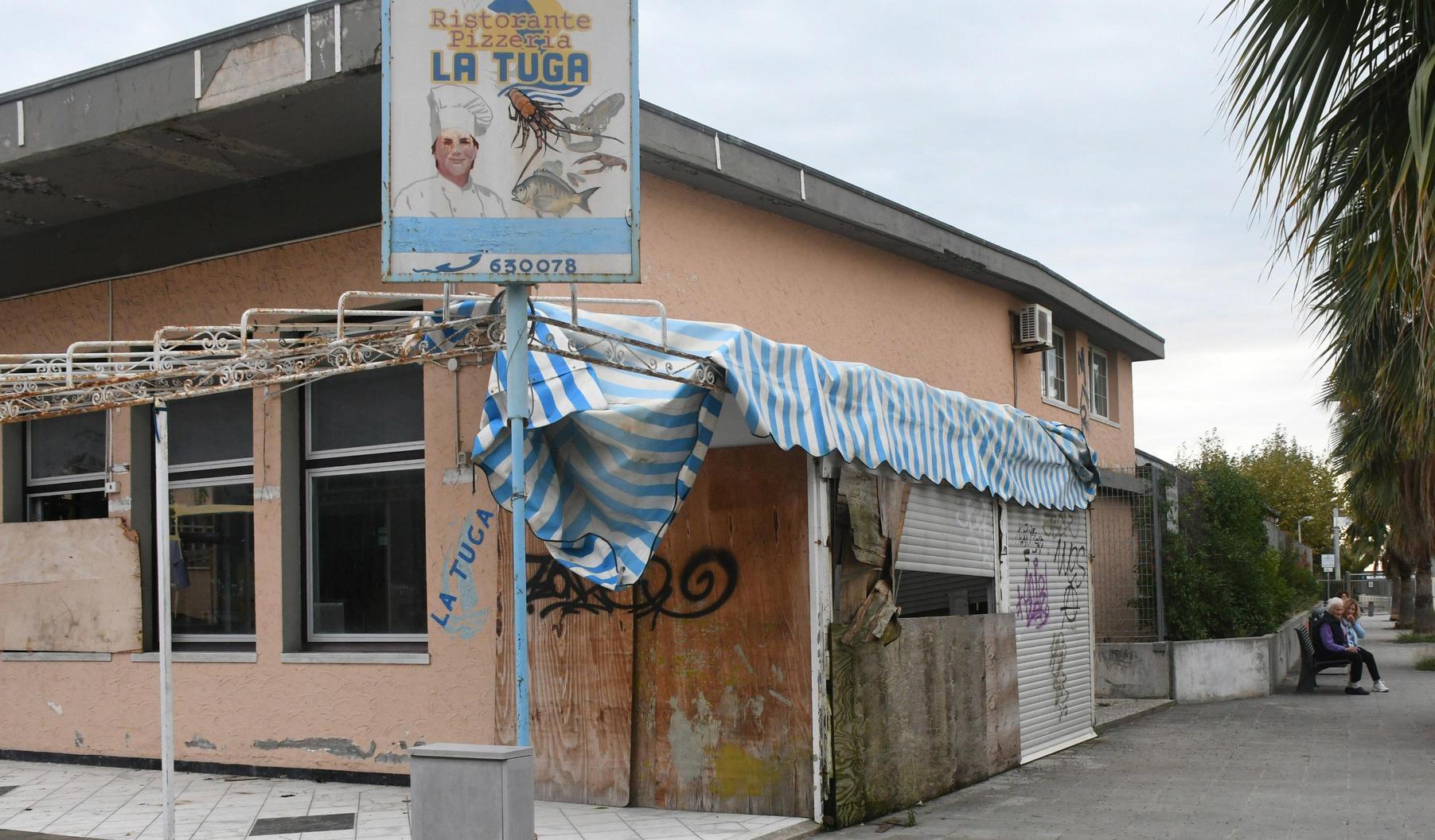 https://www.lanazione.it/image-service/view/acePublic/alias/contentid/Y2JiM2U4YWQtNDU5Ni00/0/il-baby-bomb-si-aggiudica-la-tuga-rinasce-un-angolo-dimenticato.jpeg