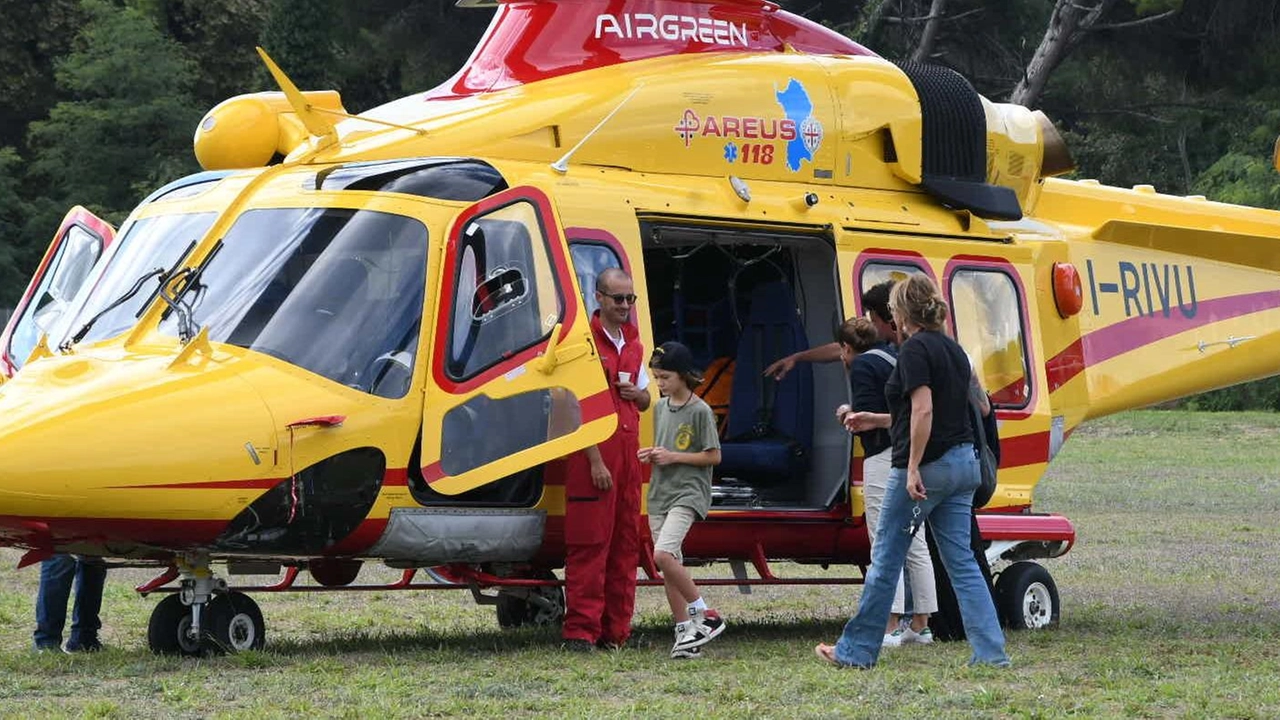 Il bilancio del medico in servizio alla base: "Da gennaio + 12% di operazioni". Al Cinquale è in corso l’’Hems Congress’ con il gotha del settore. Il bilancio del medico in servizio alla base: "Da gennaio + 12% di operazioni". Al Cinquale è in corso l’’Hems Congress’ con il gotha del settore.
