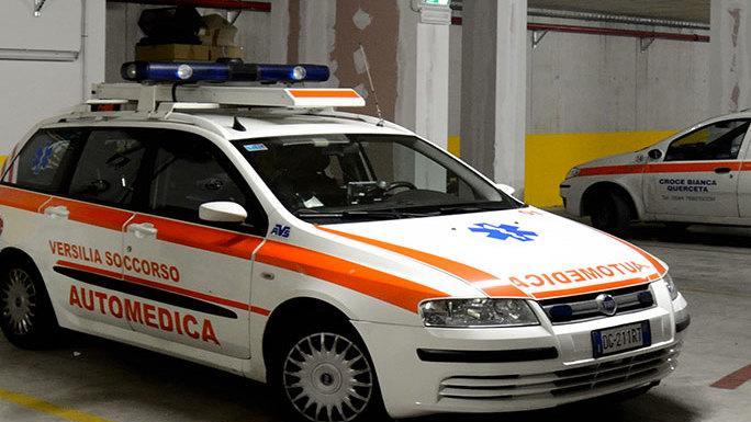 https://www.lanazione.it/image-service/view/acePublic/alias/contentid/Y2JjZDBlNzAtYjY3Ni00/0/automedica-di-querceta-a-rischio-allarme-carenza-di-personale.jpeg?f=16:9&w=1200&h=630