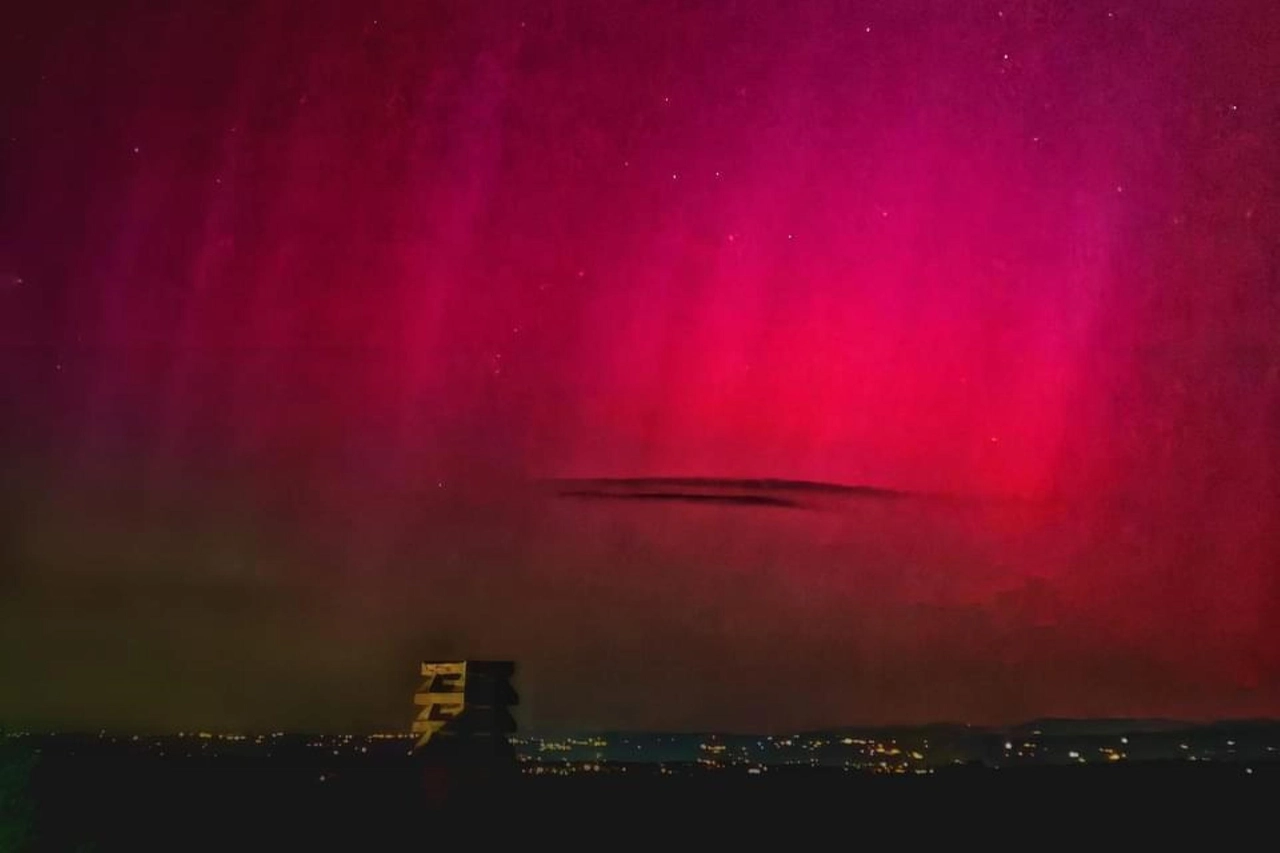 Aurora boreale a Casole d’Elsa, Toscana