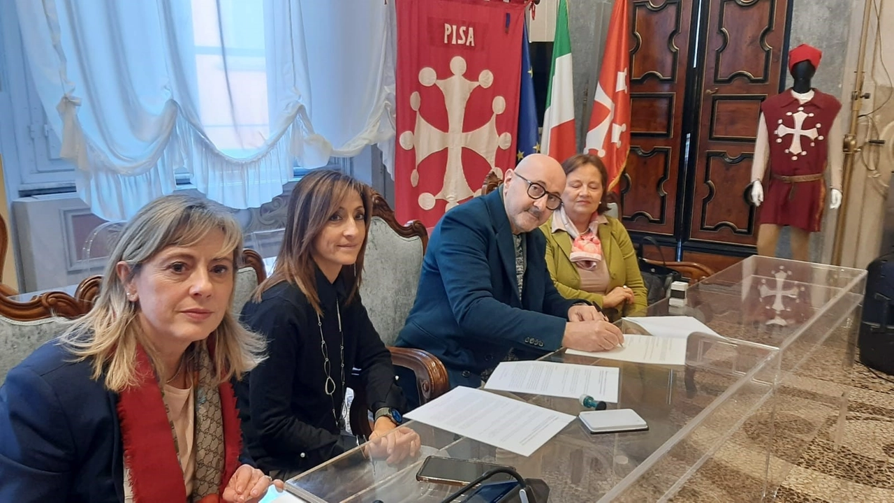 La firma della convenzione La firma della convenzione