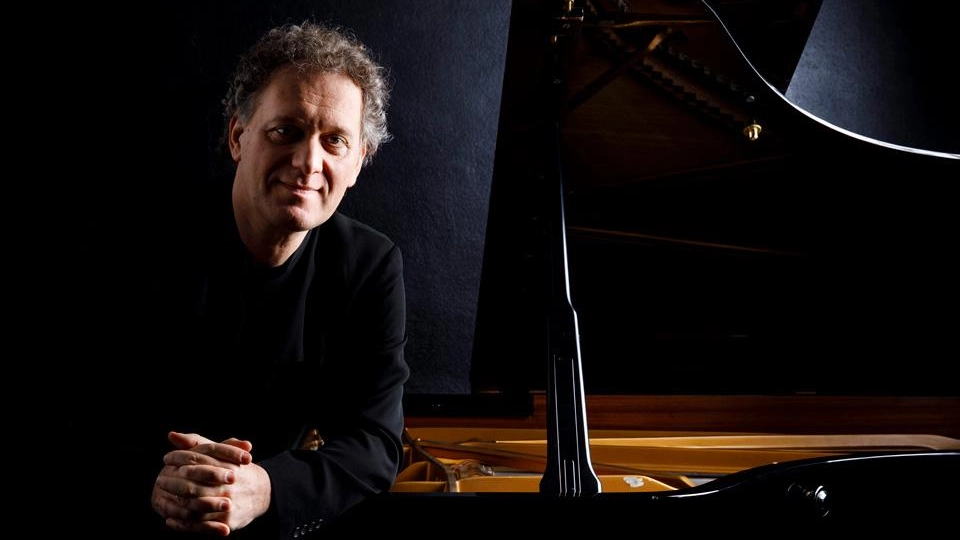 Il pianista Andrea Lucchesini Il pianista Andrea Lucchesini