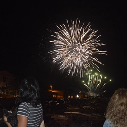 Cosa fare in Maremma, le proposte per il weekend: fuochi d’artificio e balli di Nomadelfia