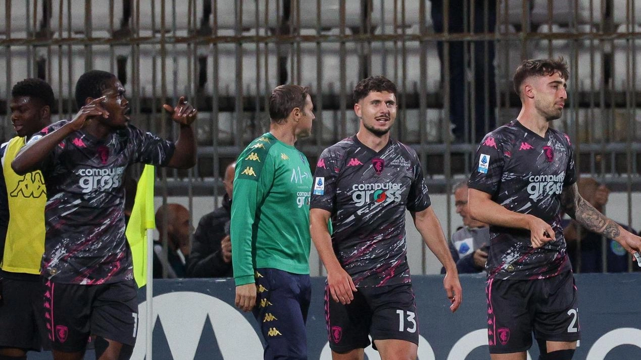Battendo Parma e Monza gli azzurri hanno rimontato da due set a zero e adesso sono pronti a giocarsi tutto nell’ultimo, quello di domenica contro il Verona Battendo Parma e Monza gli azzurri hanno rimontato da due set a zero e adesso sono pronti a giocarsi tutto nell’ultimo, quello di domenica contro il Verona