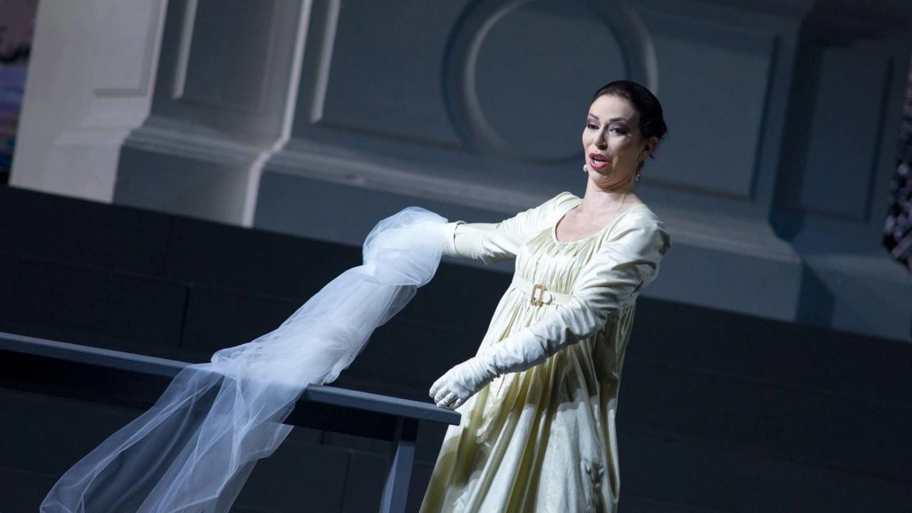 Stasera, sul palco di Torre, il regista Pier Luigi Pizzi proporrà un’opera innovativa ma fedele all’originale Stasera, sul palco di Torre, il regista Pier Luigi Pizzi proporrà un’opera innovativa ma fedele all’originale