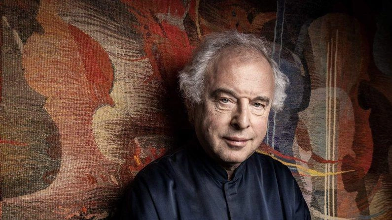 Due concerti imperdibili con Andràs Schiff e Nurie Chung tra Perugia e Solomeo per la stagione musicale delle Fondazioni. Due concerti imperdibili con Andràs Schiff e Nurie Chung tra Perugia e Solomeo per la stagione musicale delle Fondazioni.