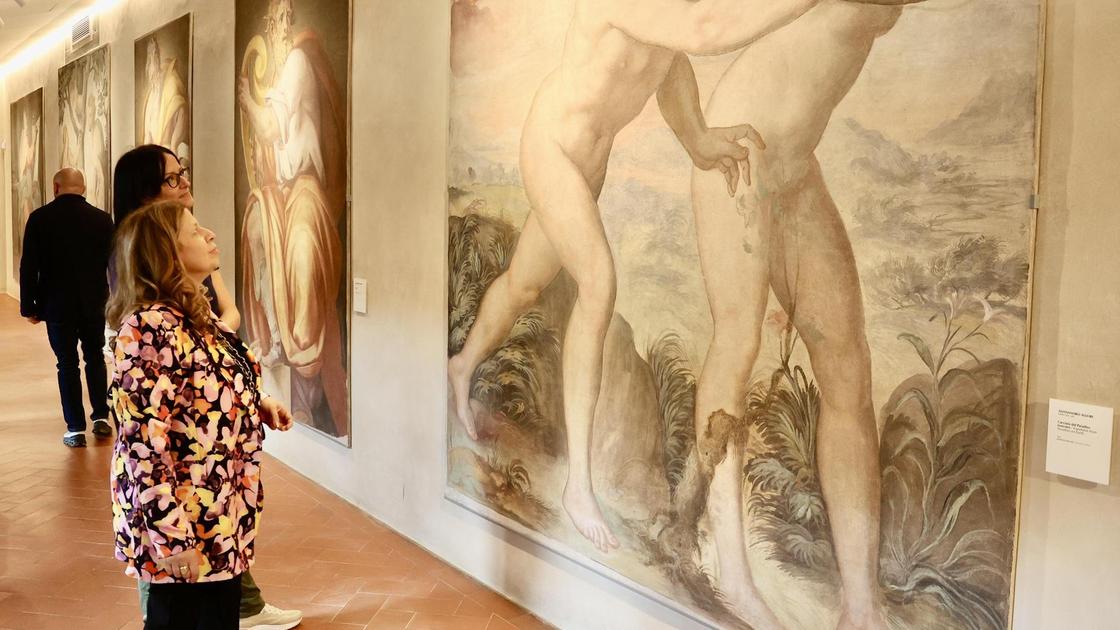 La Galleria dei grandi affreschi. Museo degli Innocenti più ricco La Galleria dei grandi affreschi. Museo degli Innocenti più ricco