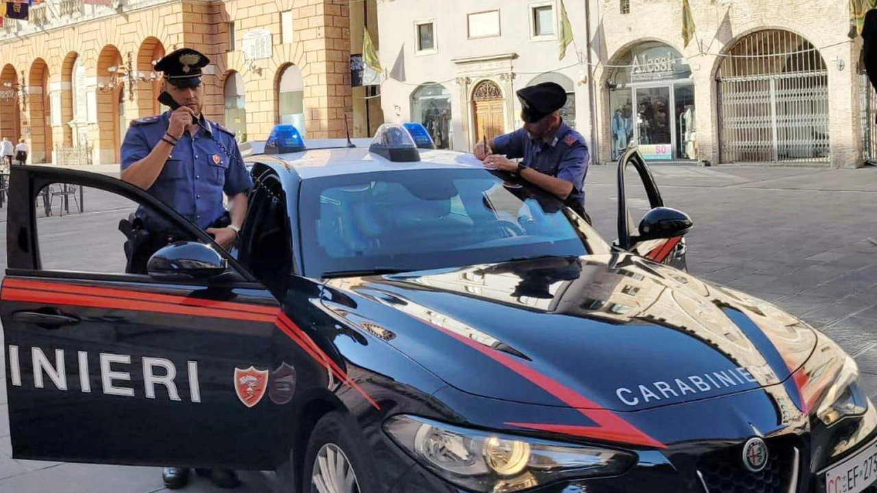 I presunti rapinatori sono stati rintracciati dai carabinieri I presunti rapinatori sono stati rintracciati dai carabinieri