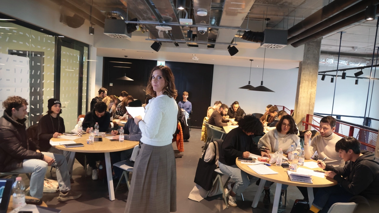 Gli interni del Social Hub di viale Belfiore. La struttura è dedicata in particolare agli studenti (New Press Photo) Gli interni del Social Hub di viale Belfiore. La struttura è dedicata in particolare agli studenti (New Press Photo)