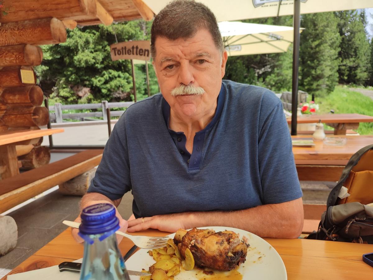 Esce per fare alcune commissioni e scompare. L’appello della famiglia di Riccardo Salvietti