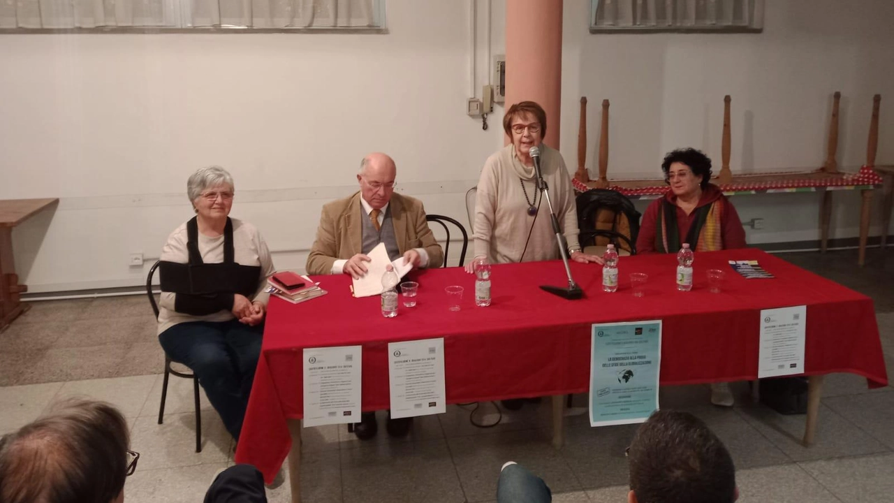 "I giovani vedono la Costituzione come qualcosa di lontano. Per avvicinarli non ci deve far fatica lavorare sugli individualismi, insistere...