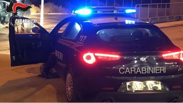 Ubriaco alla guida aggredisce i carabinieri, arrestato Ubriaco alla guida aggredisce i carabinieri, arrestato