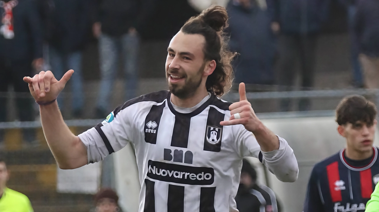 Luca Bartoccini, 35 anni,. ieri è diventato padre per la seconda volta Luca Bartoccini, 35 anni,. ieri è diventato padre per la seconda volta