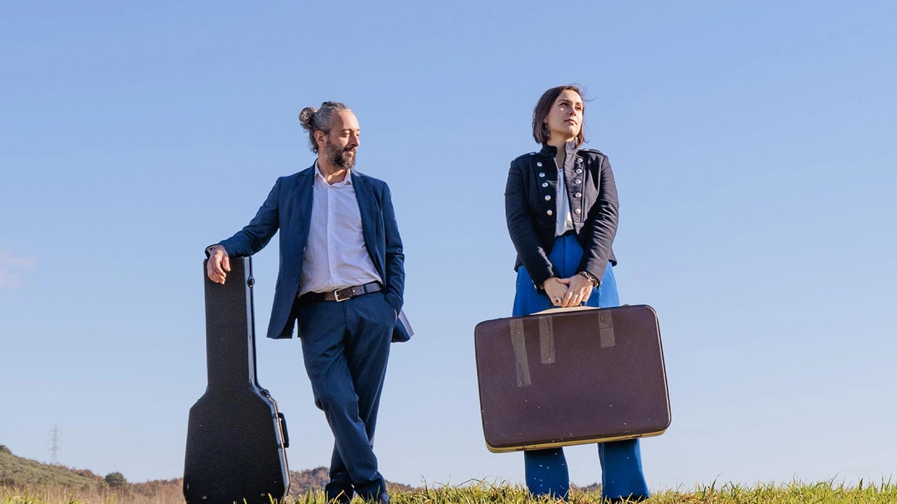 FORCOLI Esce domani, venerdì 14 marzo, Di Blu. Omaggio a Domenico Modugno, il nuovo album di Giulia Pratelli e Luca Guidi.... FORCOLI Esce domani, venerdì 14 marzo, Di Blu. Omaggio a Domenico Modugno, il nuovo album di Giulia Pratelli e Luca Guidi....