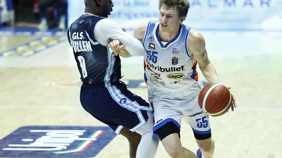 JP Macura è nato a Lakeville, nello stato del Minnesota, il 5 giugno 1995