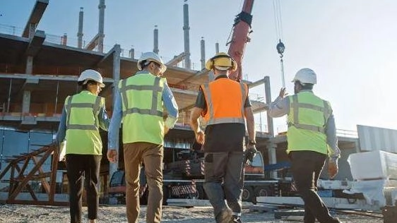 Il settore delle costruzioni è in ripresa grazie ai lavori con i fondi del Pnrr
