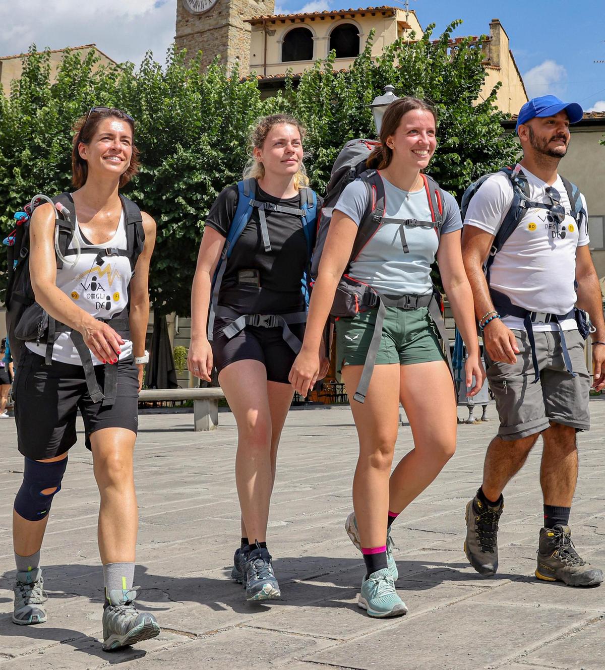 https://www.lanazione.it/image-service/view/acePublic/alias/contentid/Y2Q4OTRiODYtNTRhMi00/0/meno-stranieri-il-turismo-frena-visite-in-calo-ma-stagione-positiva.jpeg?f=1.91:1&w=1200
