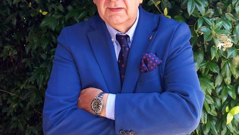 L'assessore Gargini convoca un'assemblea pubblica a Serravalle per discutere dei ritardi nei lavori sul fosso di San Biagio e del rischio di perdere un finanziamento. La situazione è complicata dalla lentezza dell'impresa incaricata, ma il Comune conferma la fiducia. L'assessore Gargini convoca un'assemblea pubblica a Serravalle per discutere dei ritardi nei lavori sul fosso di San Biagio e del rischio di perdere un finanziamento. La situazione è complicata dalla lentezza dell'impresa incaricata, ma il Comune conferma la fiducia.