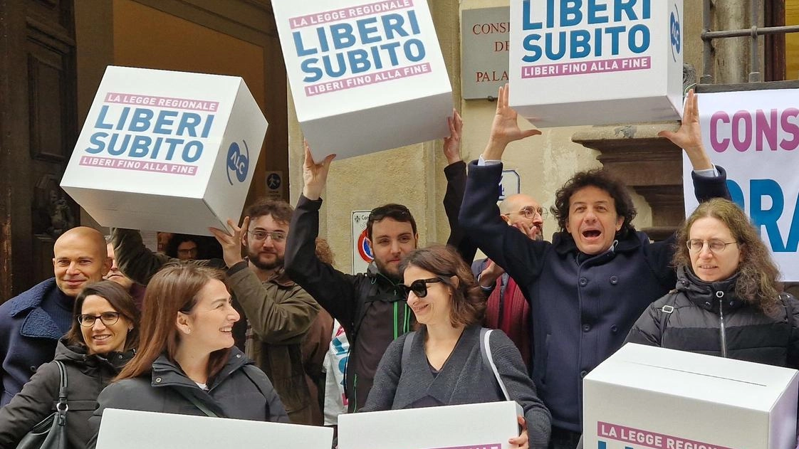 La donna, una 70enne fiorentina, ha fatto causa all’Asl Toscana centro. I giudici hanno confermato il diniego. Il 29 gennaio l’udienza di appello. L’avvocato Gallo: "Violati la volontà e il giudicato costituzionale". La donna, una 70enne fiorentina, ha fatto causa all’Asl Toscana centro. I giudici hanno confermato il diniego. Il 29 gennaio l’udienza di appello. L’avvocato Gallo: "Violati la volontà e il giudicato costituzionale".