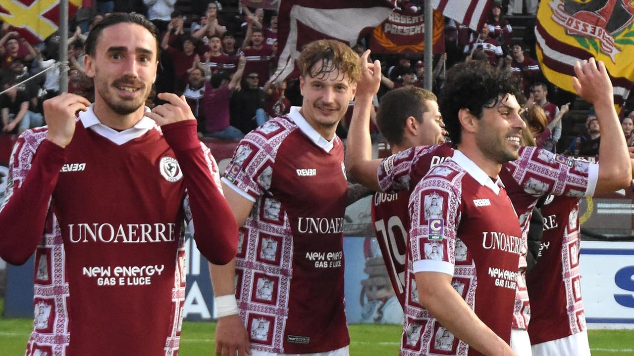 Arezzo si prepara ai playoff: sfida al Comunale dopo sei anni