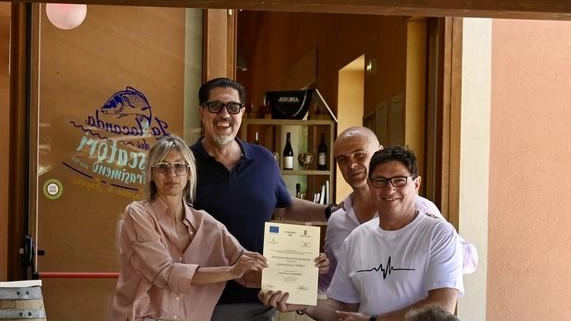 Il momento conviviale con un pranzo alla Locanda dei Pescatori a Sant’Arcangelo di Magione Il momento conviviale con un pranzo alla Locanda dei Pescatori a Sant’Arcangelo di Magione